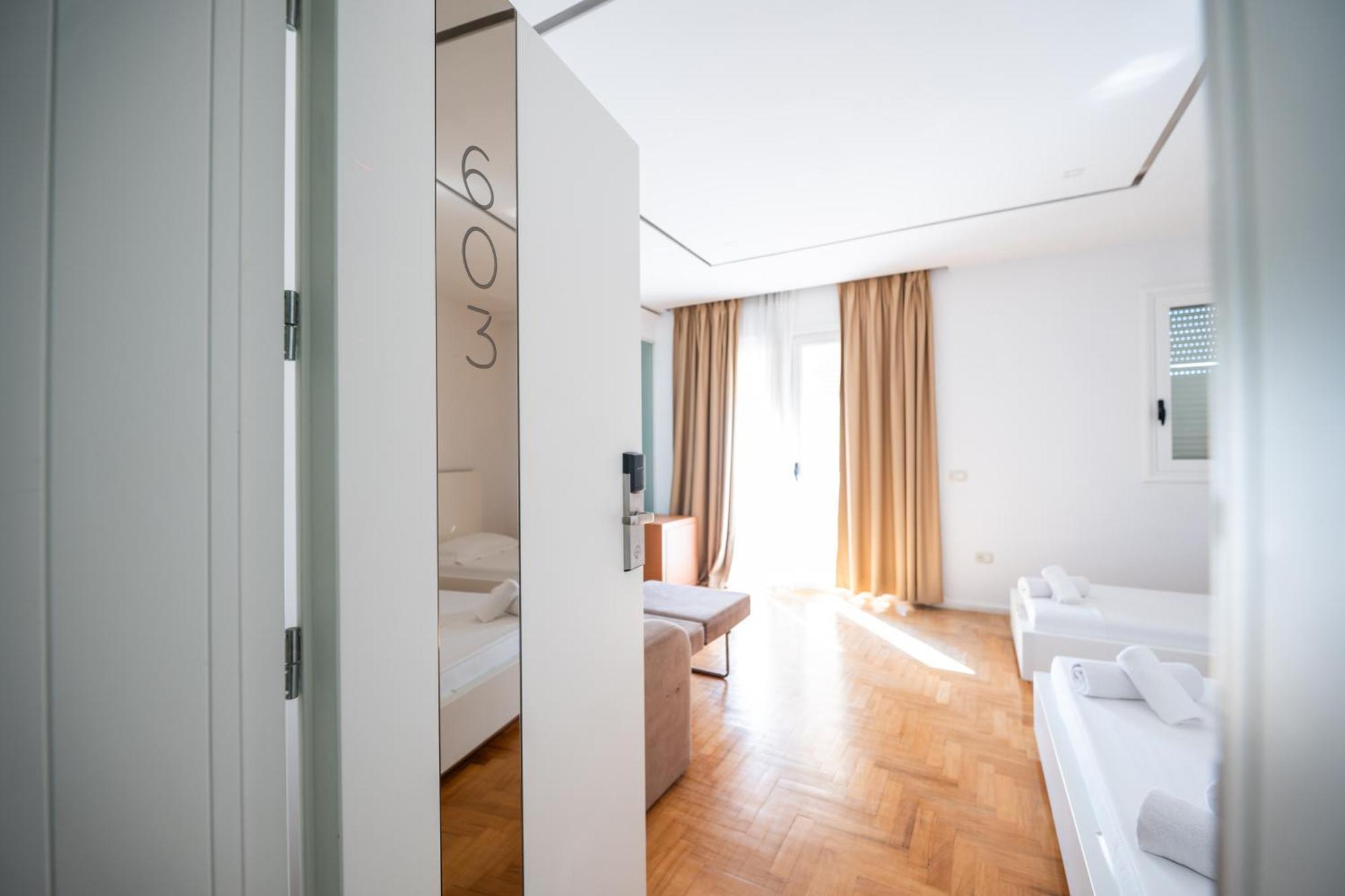 Thea Hotel