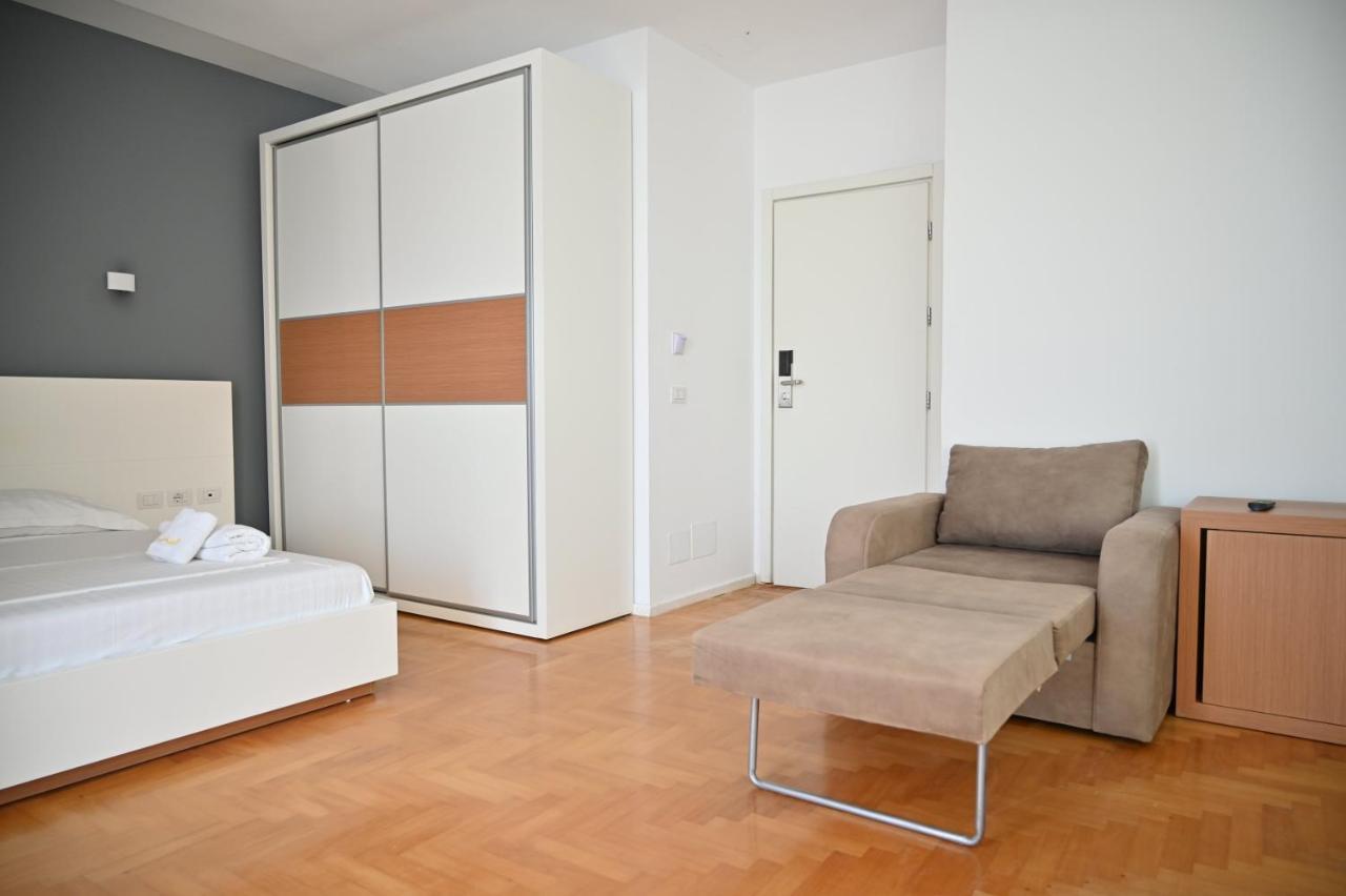 Thea Hotel